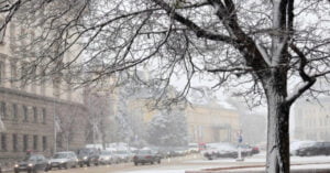Днес е лято, но от утре се гответе за зима! Живакът пада, ще натрупа и сняг - ето къде: - 8 m 00467af0aadde3b26ff5366abeb48e07