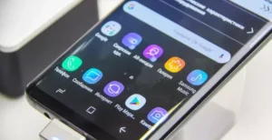 Вредим ли на телефона си като го зареждаме по цяла нощ, ето отговора 26 telefon 2 730x375 1