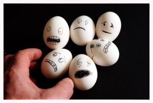 scared eggs 2939061 1920