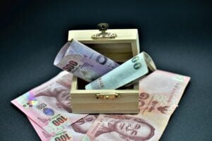 Червиви от пари! Три зодии удрят звездния джакпот тази седмица 50 money 3545832 1280