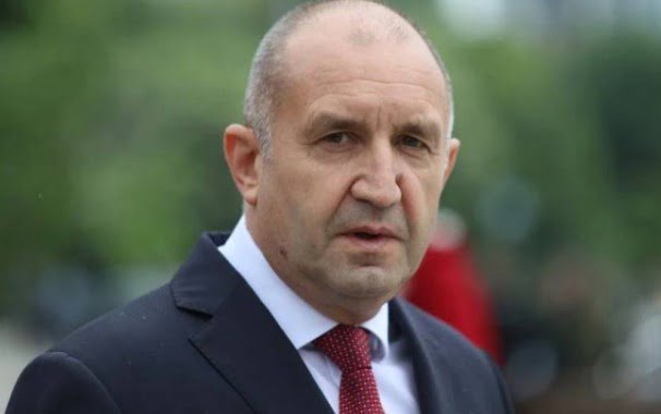 Румен Радев излезе и каза всичко за случващото се в държавата 3 458421718 122142361550271488 8212415721086192314 n