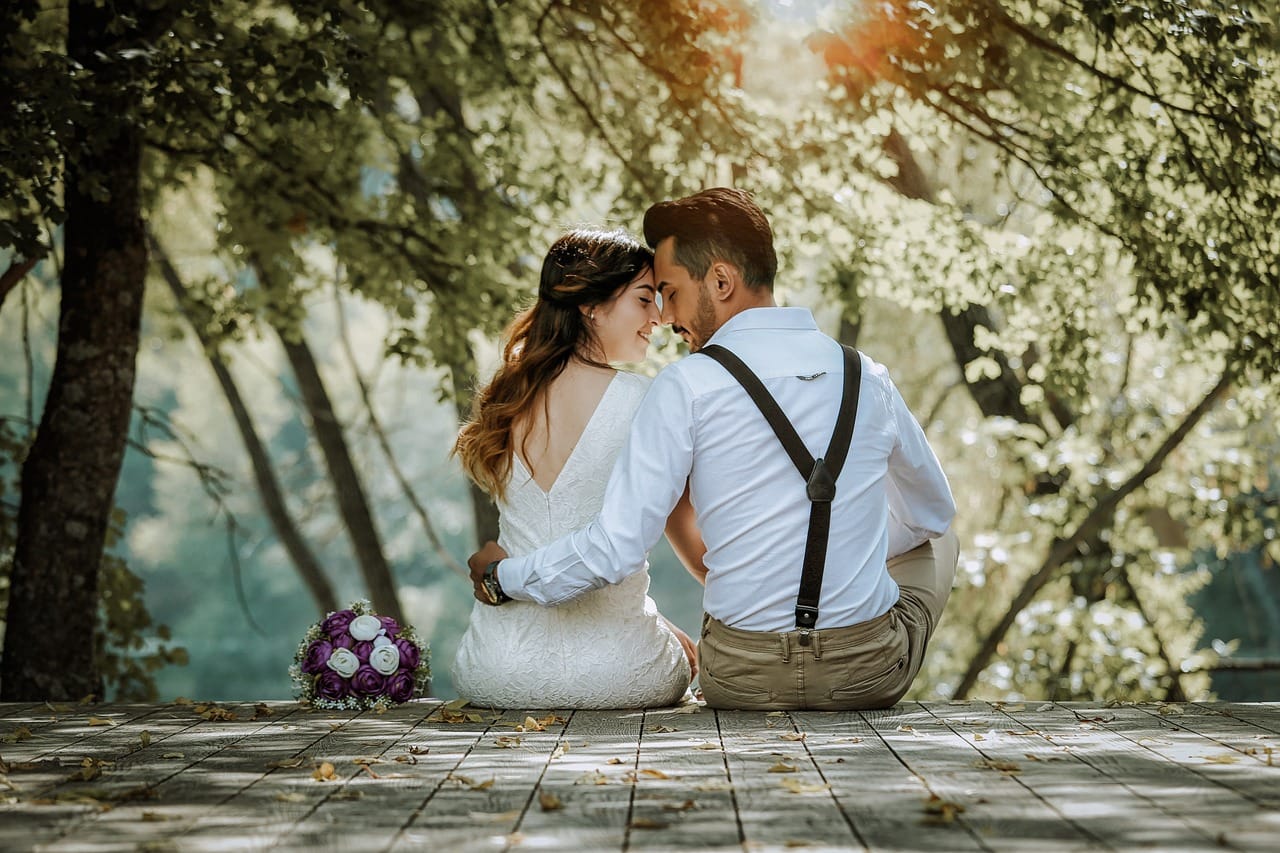 След 20 октомври: По мед и масло ще тече животът на тези 4 зодии! 3 couple 4615557 1280