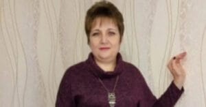 Михаил влезе и каза: Ставай и си събирай нещата! Ще живееш в лятната кухня, тук ще е Лиза! 18 m 278b37bc73afde5e849b5f38c0185691