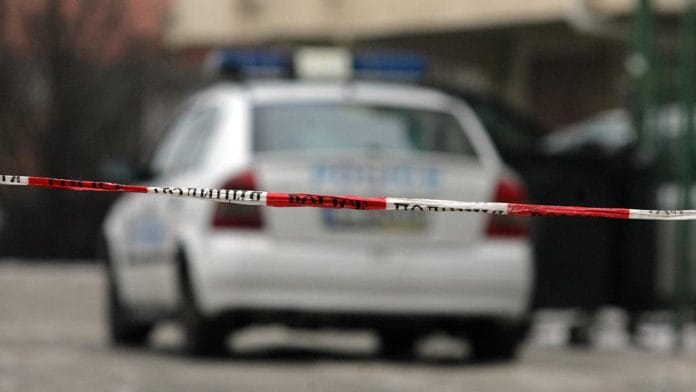 polizeiska lenta 1 696x392 1