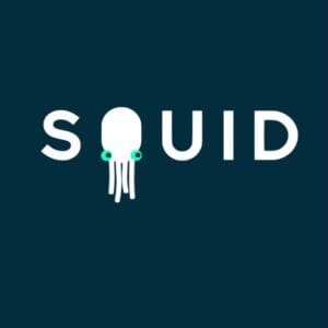 SQUID е удобно и безплатно приложение, което предлага персонализирани новини от над 20 000 източника и 100 категории, подходящо за българските потребители.