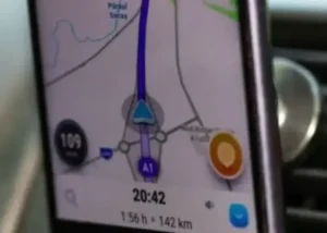 Waze възстанови функцията за сигнали за полицейски патрули и камери след кратко прекъсване за техническа поддръжка.