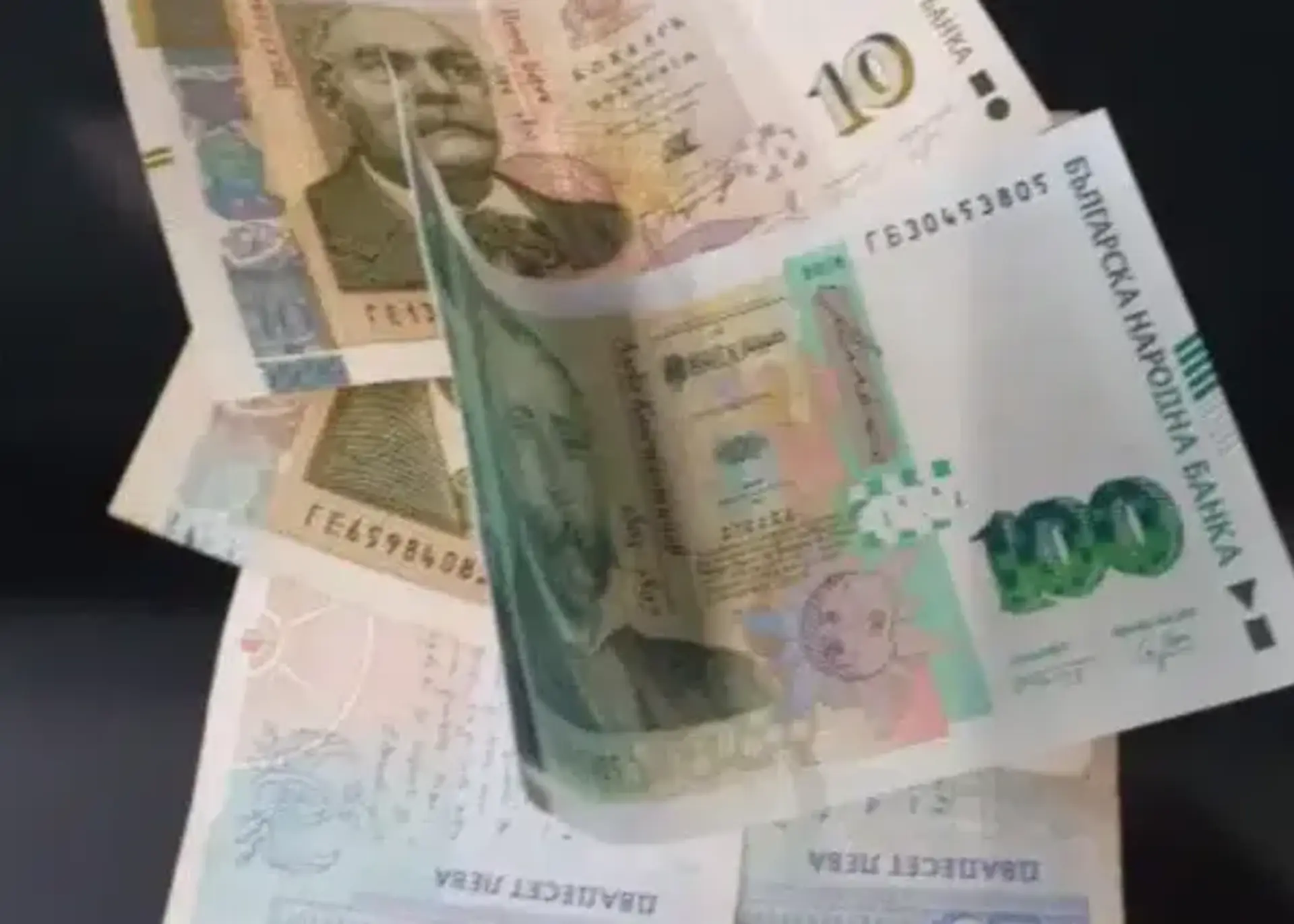 „Фалшив“ пенсионер ощети страната с близо 60 000 лв., заловиха го
