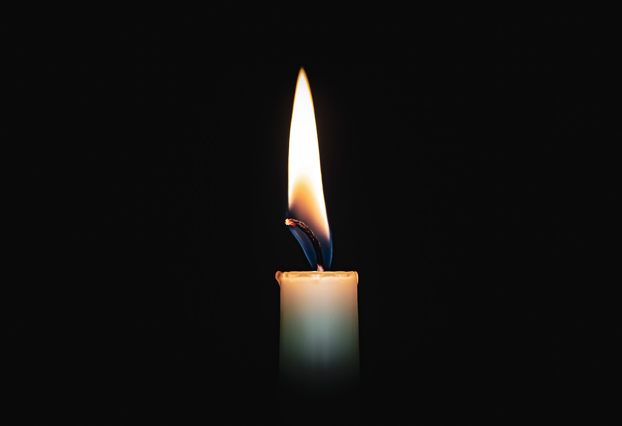 Извънредно: Откриха трупа на Марта 3 candle 6774347 1280