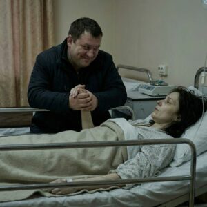 Разбрал, че на съпругата му, която угасваше пред очите им, лекарите дават едва три дни, мъжът внезапно хвана ръката ѝ и с усмивка прошепна: „Най-после! Чаках това толкова дълго. Домът ти, милионите ти — всичко вече ще бъде мое. 56 596409851 886839720582666 675483