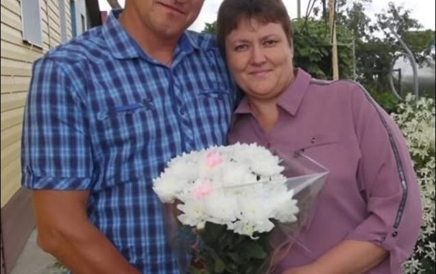 Колежка случайно видя съпруга ми в кафене с цветя. Реших да отида там и да изясня всичко. 3 screenshot 12 1 636x400 1