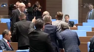 Извънредно! Бой в парламента! 60 original 1