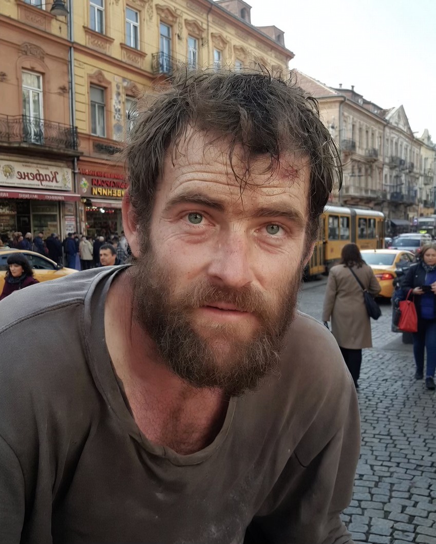 Омъжих се за бездомник напук на родителите си — а месец по-късно се прибрах у дома и останах вцепенена от гледката пред мен. 3 655243792 1375577664609140 79708