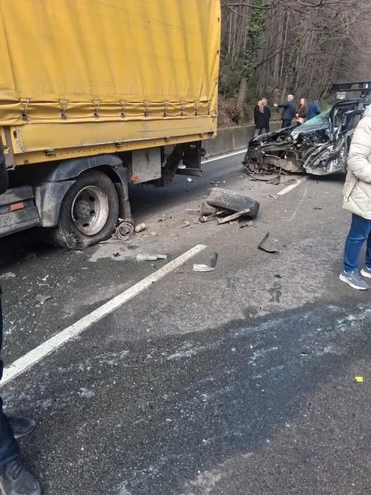 Извънредно! Тежка катастрофа от преди малко, има..(всичкu подробностu - в първuя коmентар 👇👇👇) 3 656486498 997567092843337 7179329158651410885 n
