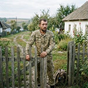 Върнах се жив от войната, въпреки че в документите вече бях отбелязан като загинал. Но истинският ужас ме чакаше у дома… 😲😲😲 38 667768055 982194721047165 120632