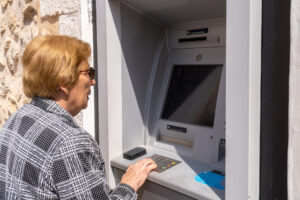 orig orig pensiia pensioner bankomat