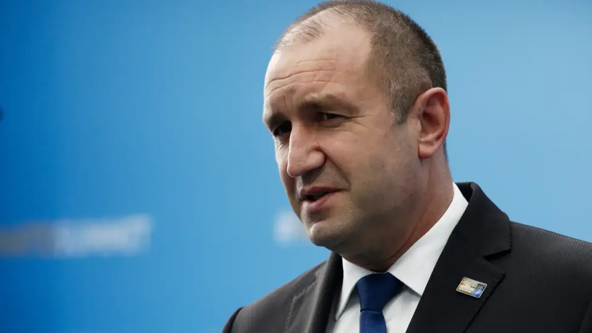 Издадоха го: Ето какво прави Румен Радев и защо не се появи в Народното събрание 3 1200x675 5