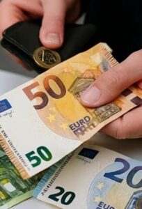 Пълен обрат с изплащането на пенсиите, ще се извърши на…Вижте повече 👇👇 👇 48 692127576 1030648936201819 2984270575010738412 n